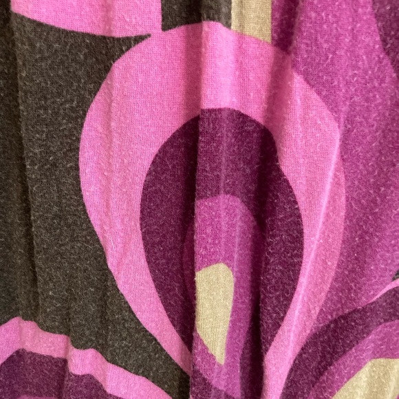 Brown and pink patterned 3/4 sleeve top, stretchy, boho, guc, boho revival - Picture 7 of 7